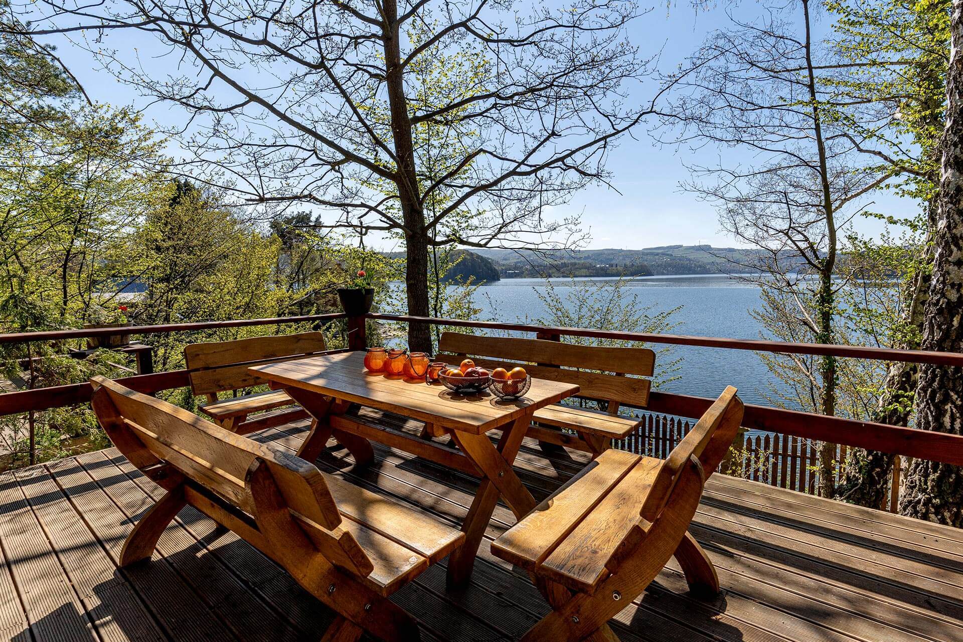 Widok na Jezioro Rożnowskie